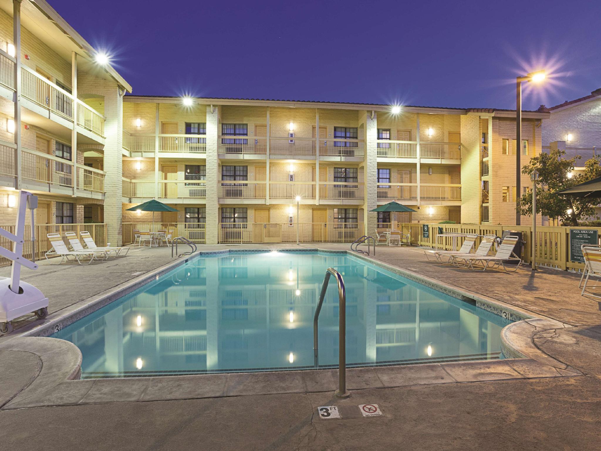 La Quinta Inn by Wyndham Sacramento North Carmichael Esterno foto