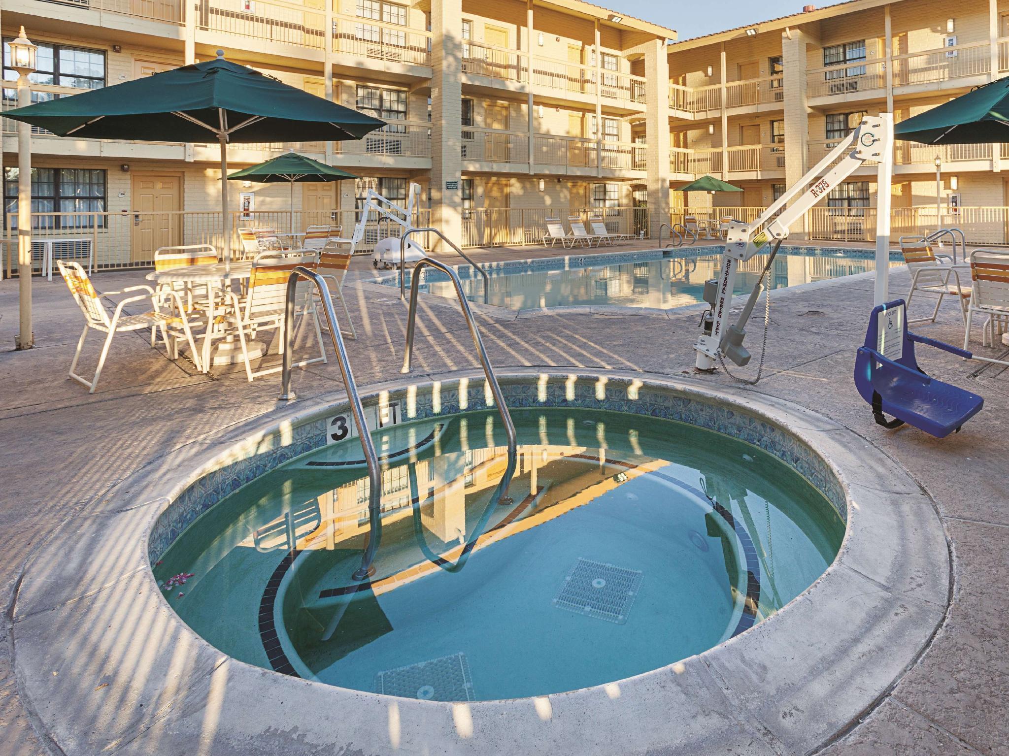 La Quinta Inn by Wyndham Sacramento North Carmichael Esterno foto